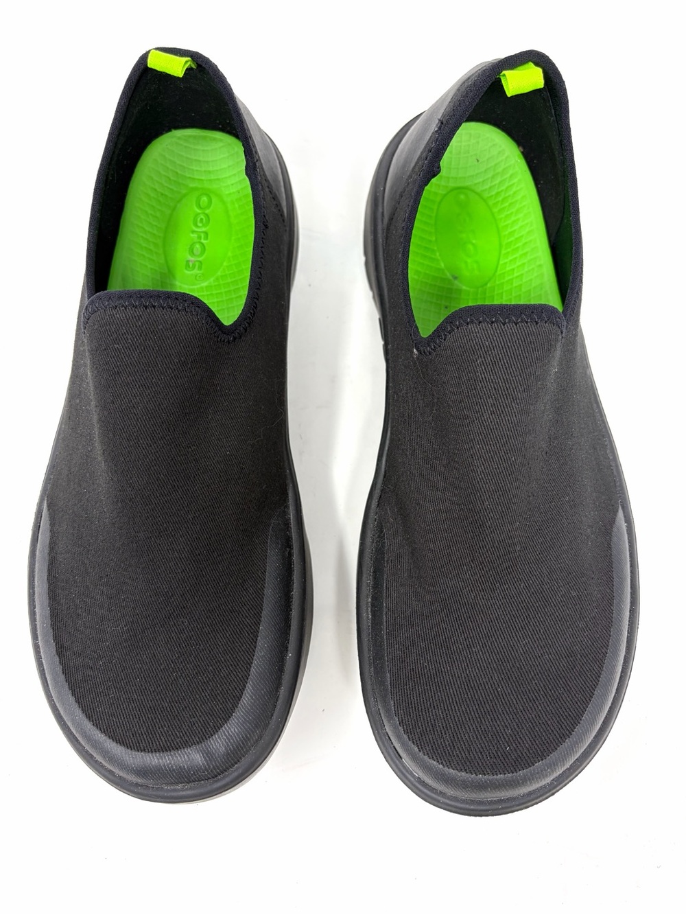 OOFOS Women’s OOmg Eezee Low Shoe in Black 9.5